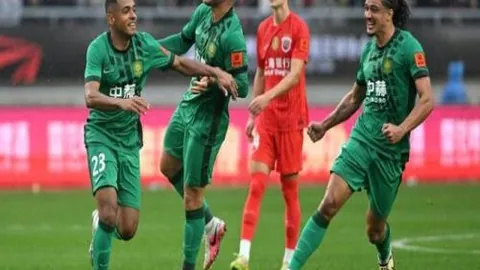 巴尔加斯后场抢断，武磊精准助攻破门