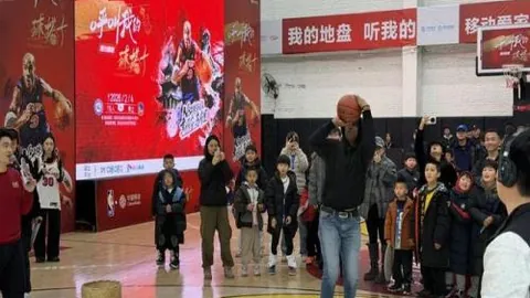 第10届粤女子五人足球甲级联赛盛大落幕，百万观众聚焦精彩瞬间！